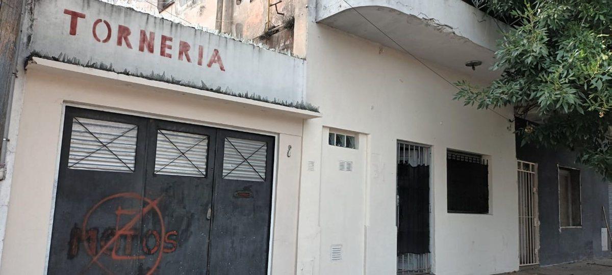 Venta Casa 5 Ambientes Quilmes C/ Cochera y Galpon 5
