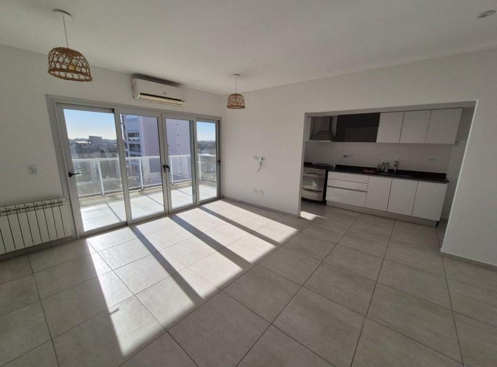DEPARTAMENTO 4 AMBIENTES 2 COCHERAS QUILMES VENTA 1
