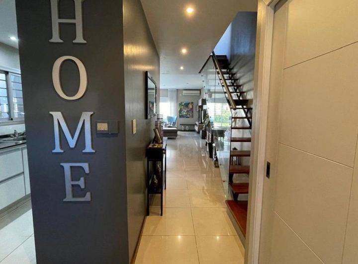 VENTA CASA 4 AMBIENTES CON COCHERA EN QUILMES 3