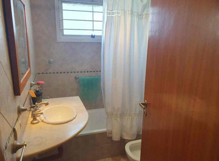 VENTA DEPARTAMENTO 2 AMBIENTES EN QUILMES CENTRO 5
