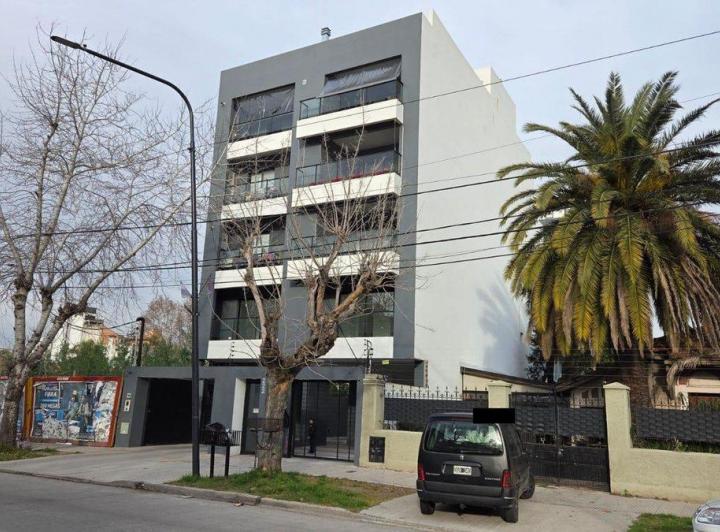 ALQUILER DEPARTAMENTO 2 AMB COCHERA BERNAL CENTRO 2