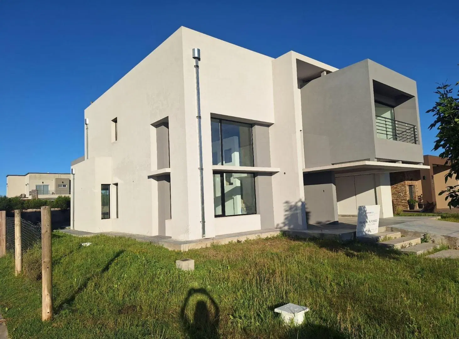 VENTA CASA 5 AMBIENTES HUDSON BARRIO VILLALOBOS 2