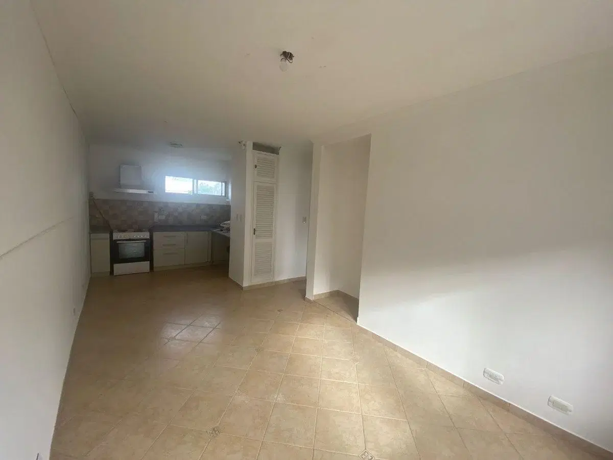 VENTA DEPARTAMENTO 3 AMBIENTES EZPELETA ESTE 3