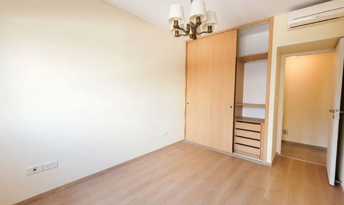 VENTA DEPARTAMENTO 3 AMB CON COCHERA. QUILMES 4