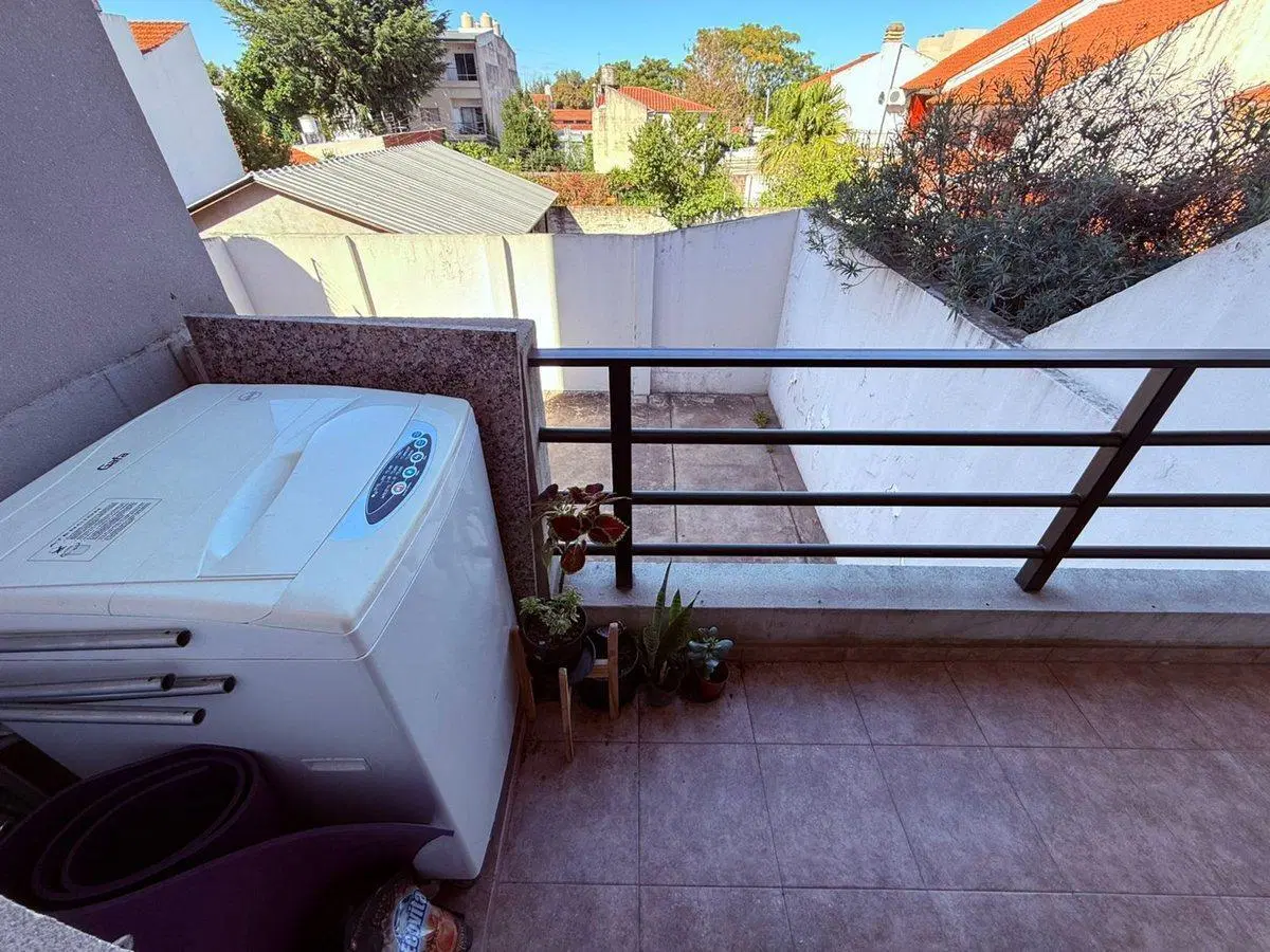 Monoambiente divisible en Venta Bernal - APTO CRED 4