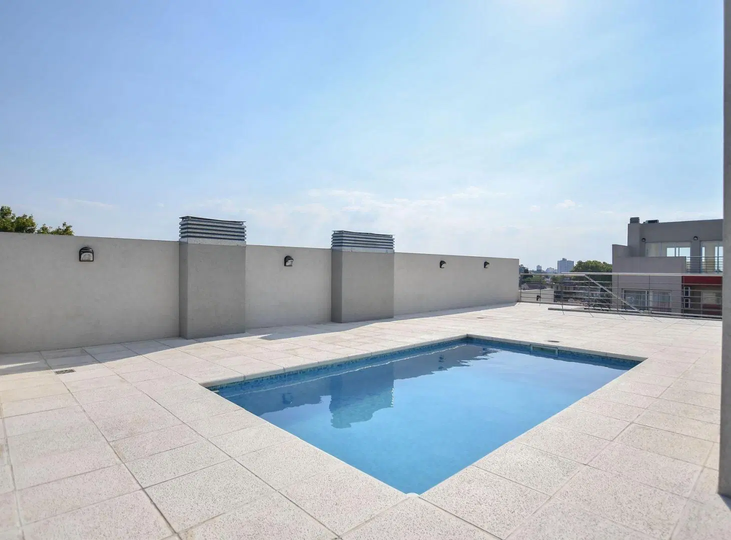 VENTA DEPARTAMENTO 2 AMB. CON COCHERA BERNAL 5