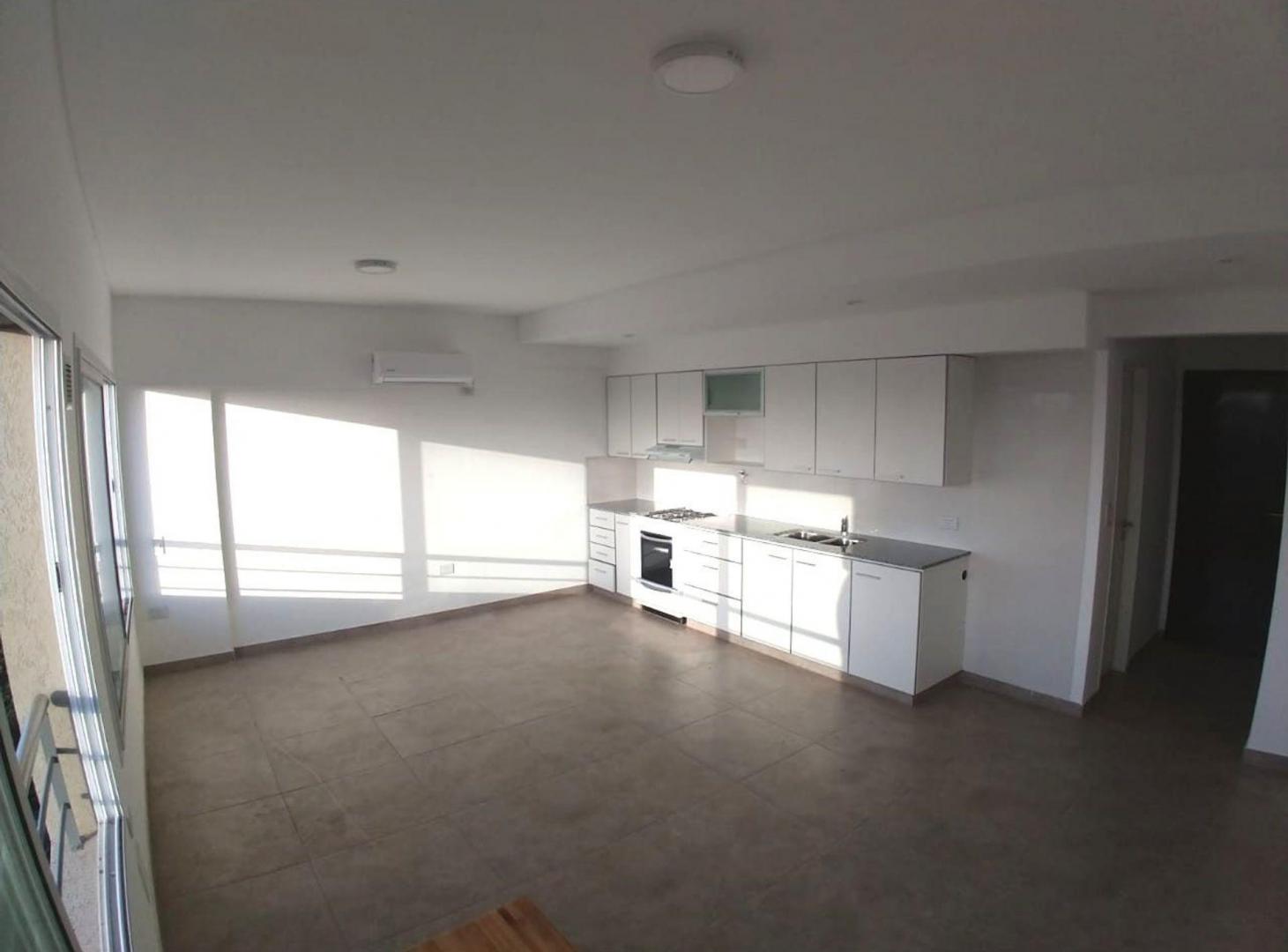 VENTA DEPARTAMENTO MONOAMBIENTE COCHERA BERNAL