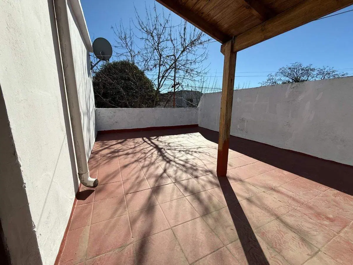 Casa 5 ambientes en venta con terraza Don Bosco 2