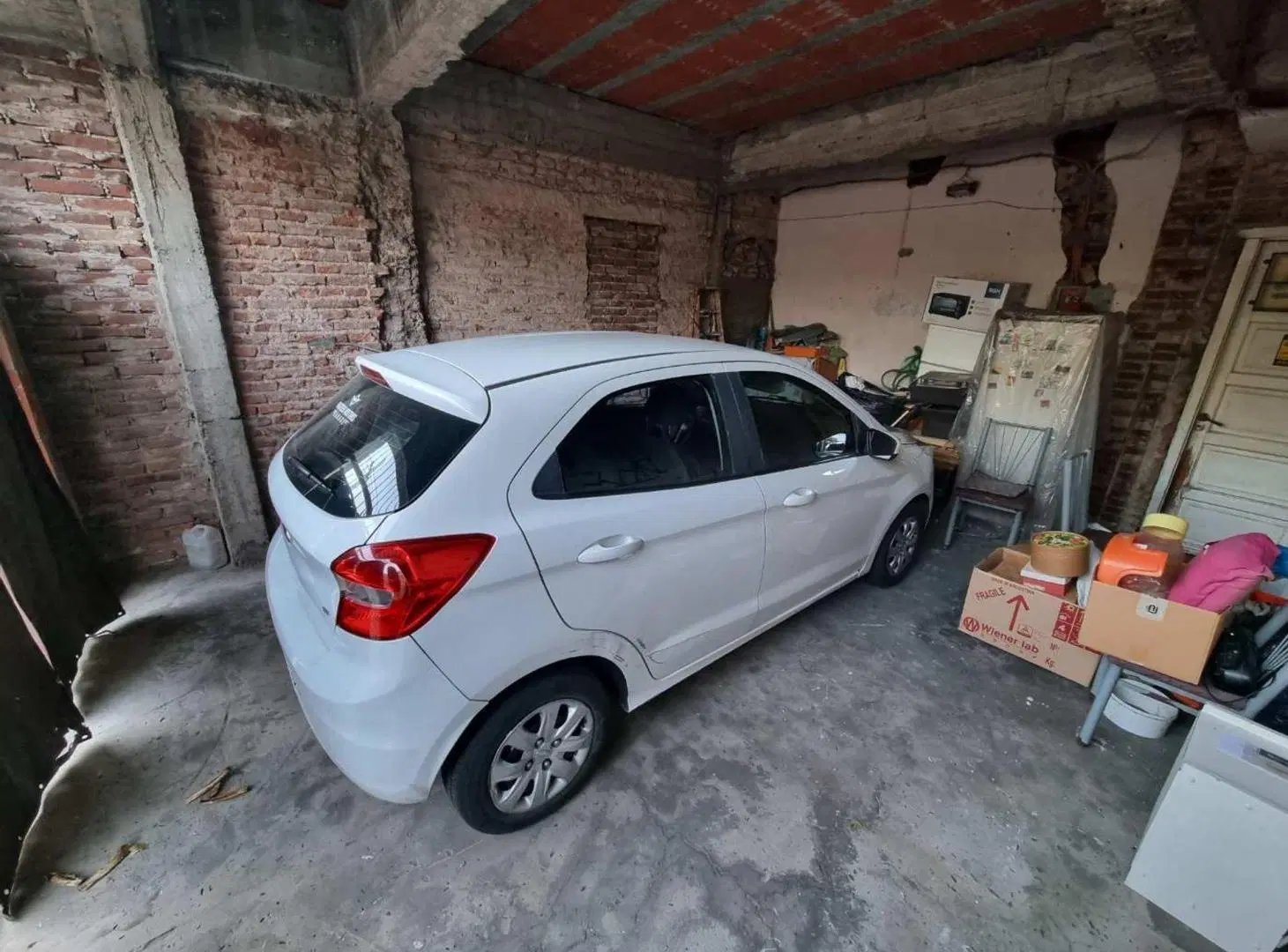 VENTA CASA 6 AMBIENTES BERNAL CENTRO 4