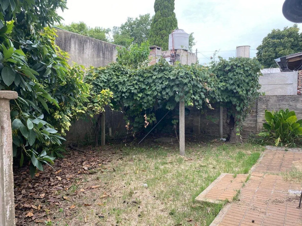 VENTA CASA A RECICLAR EN HUDSON. 2