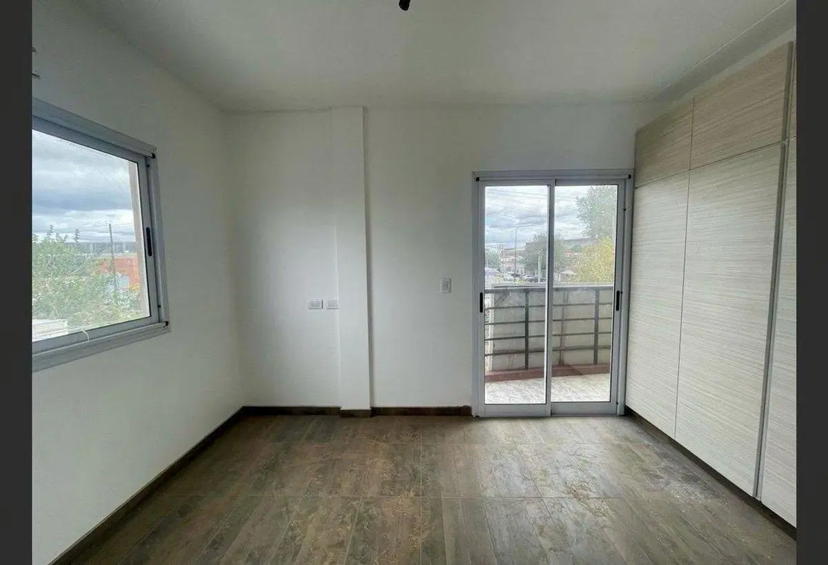 DEPARTAMENTO 3 AMBIENTES  BERNAL OESTE  FINANCIA 4