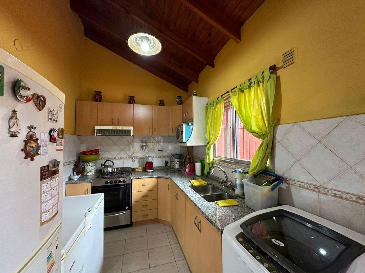 Foto de VENTA CASA 3 AMBIENTES EN QUILMES, imagen 1