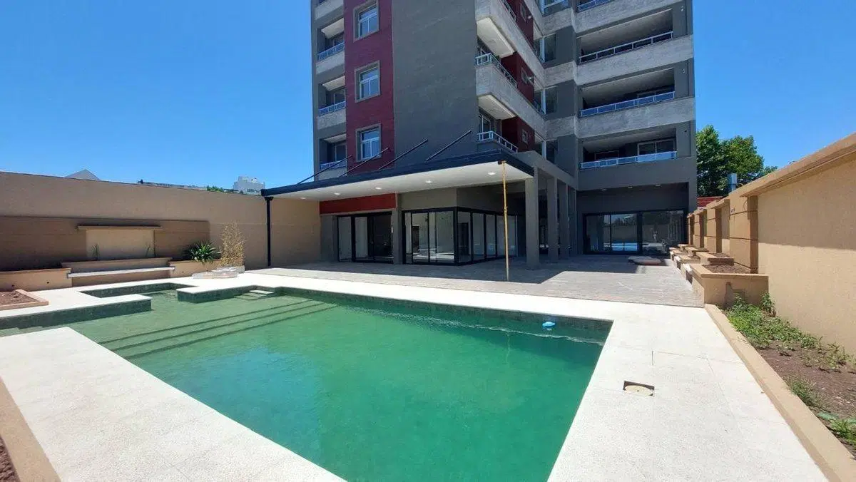 Departamento Venta dos ambientes Bernal cochera 5