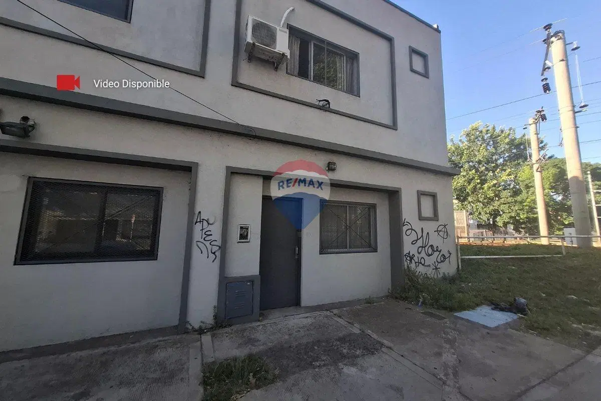 PH, PLANTA BAJA LAMADRID 1, BERNAL ESTE 4