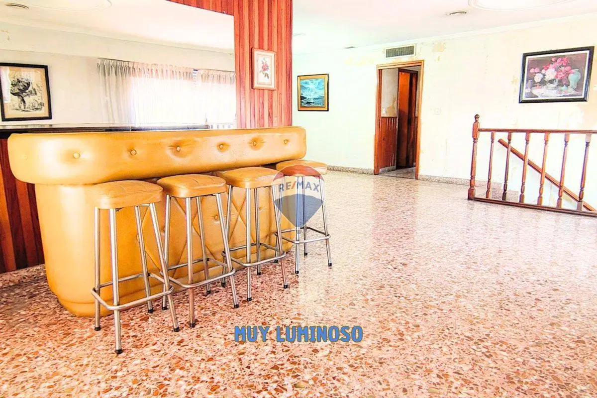 VENTA DEPOSITO C/CASA ARRIBA SARANDÍ QUINCHO 5