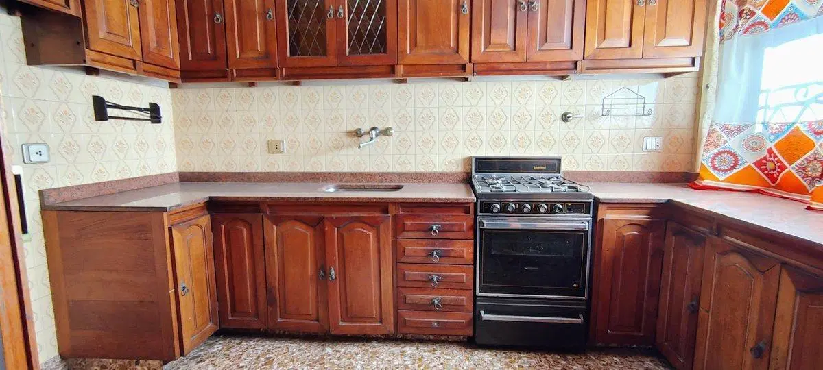 VENTA DEPOSITO C/CASA ARRIBA SARANDÍ QUINCHO 4