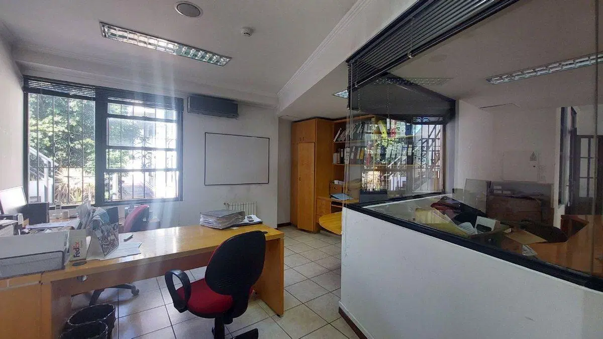 OFICINAS con DEPOSITOS VENTA CABA 2