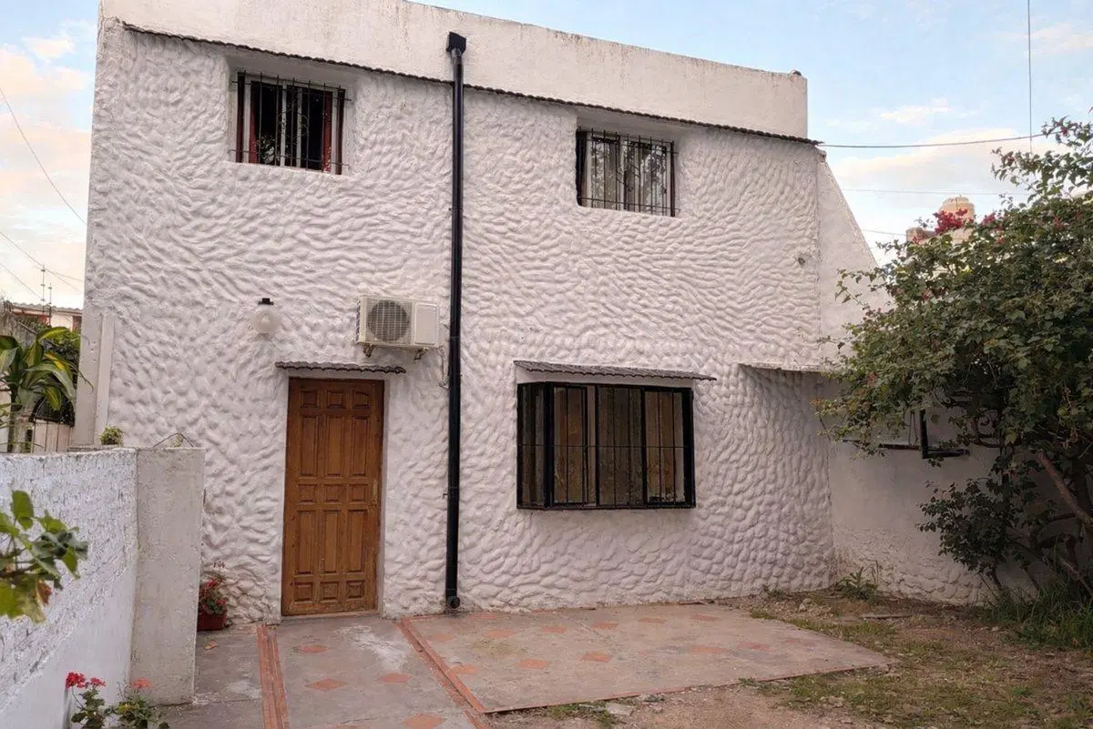 VENTA CASA PH 3 AMBIENTES, BERNAL ESTE. 2