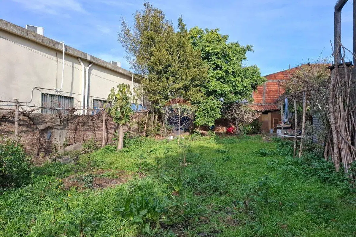 VENTA LOTE DE 322 m2 EN QUILMES OESTE 4