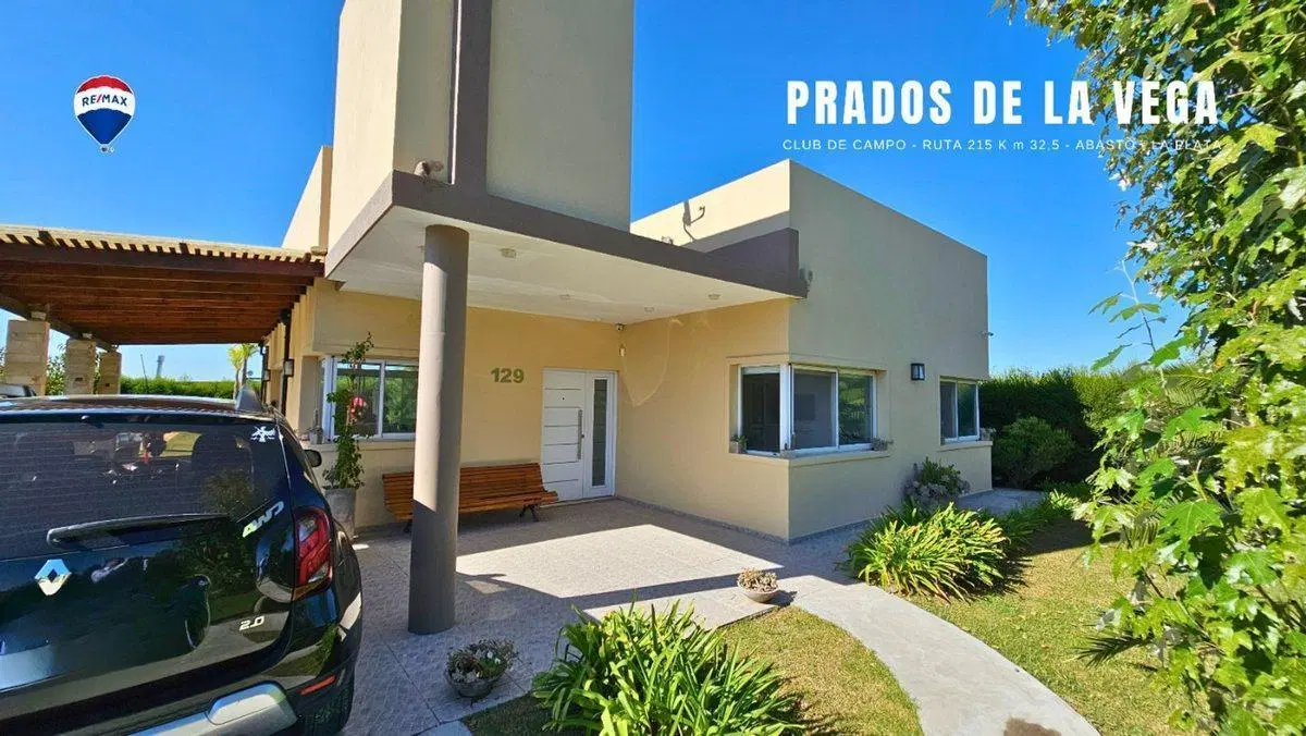 PRADOS DE LA VEGA  - VENTA CASA con Pileta 4