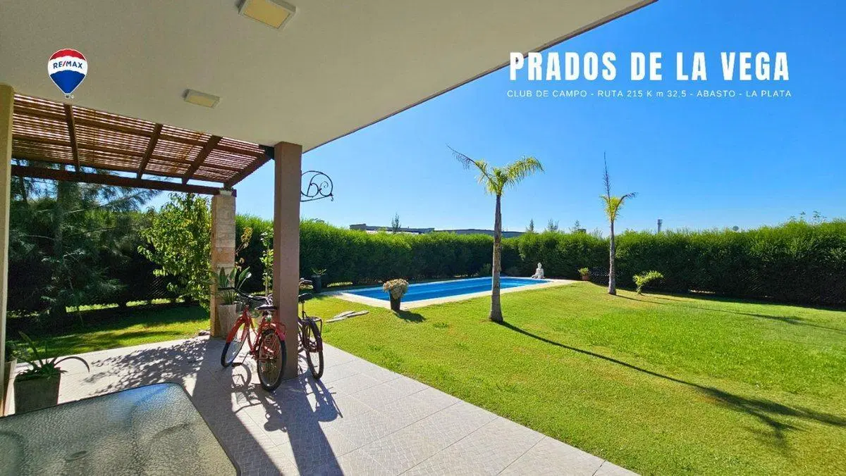 PRADOS DE LA VEGA  - VENTA CASA con Pileta 2