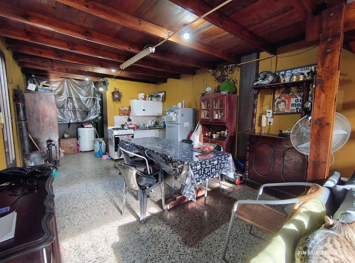 VENTA EN CONJUNTO LOTE LOCALES DEPOSITO QUILMES 5
