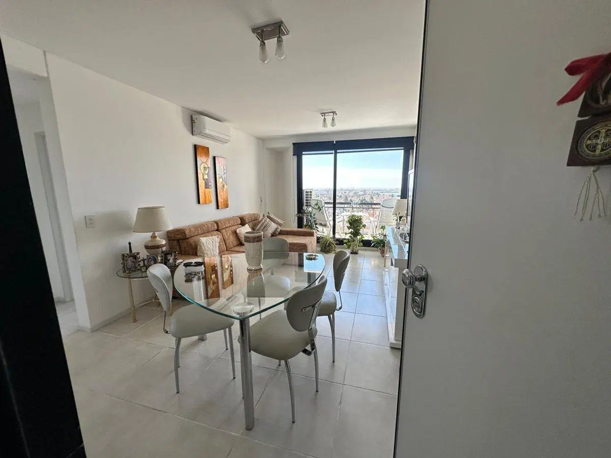 VENTA DEPTO 3 AMB CON COCHERA  BERNAL CENTRO 3