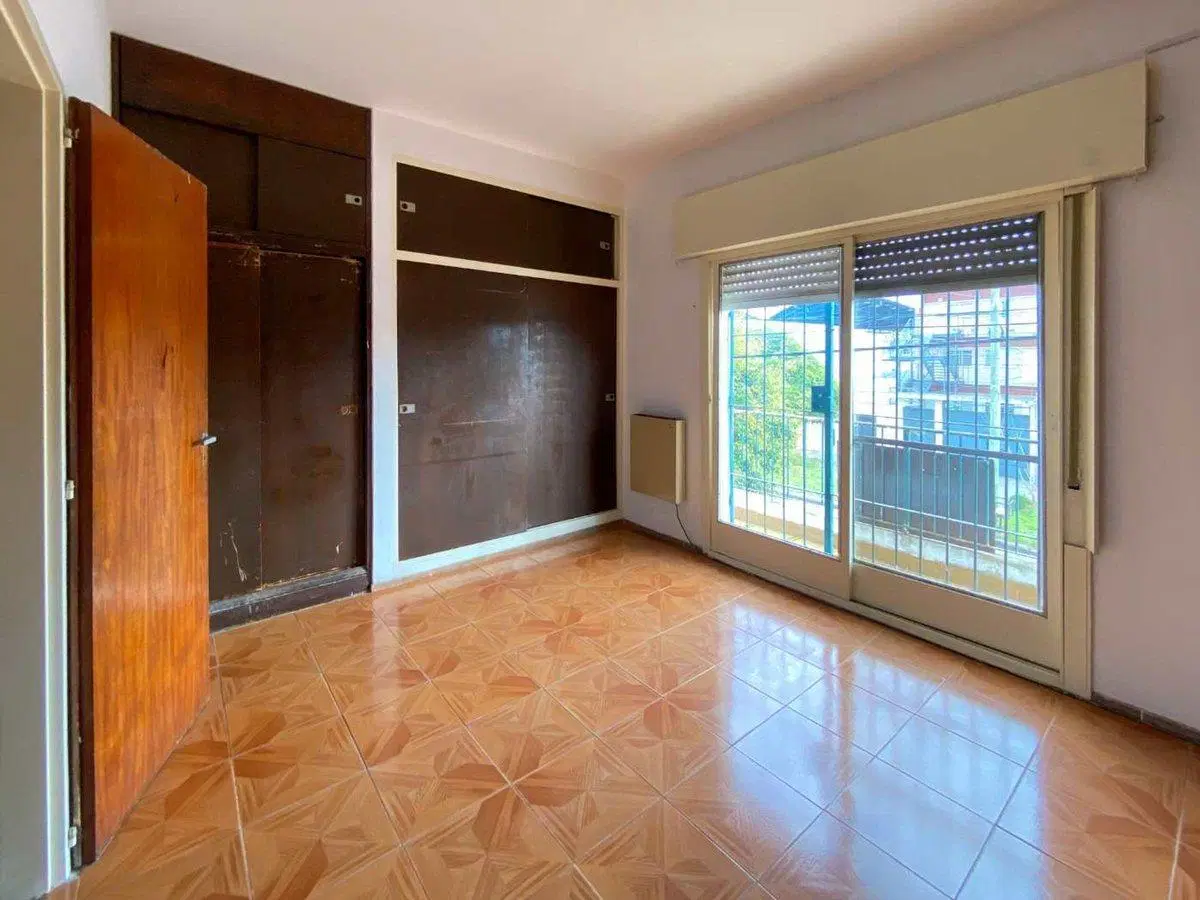 DEPARTAMENTO 2 AMBIENTES EN VENTA QUILMES 4