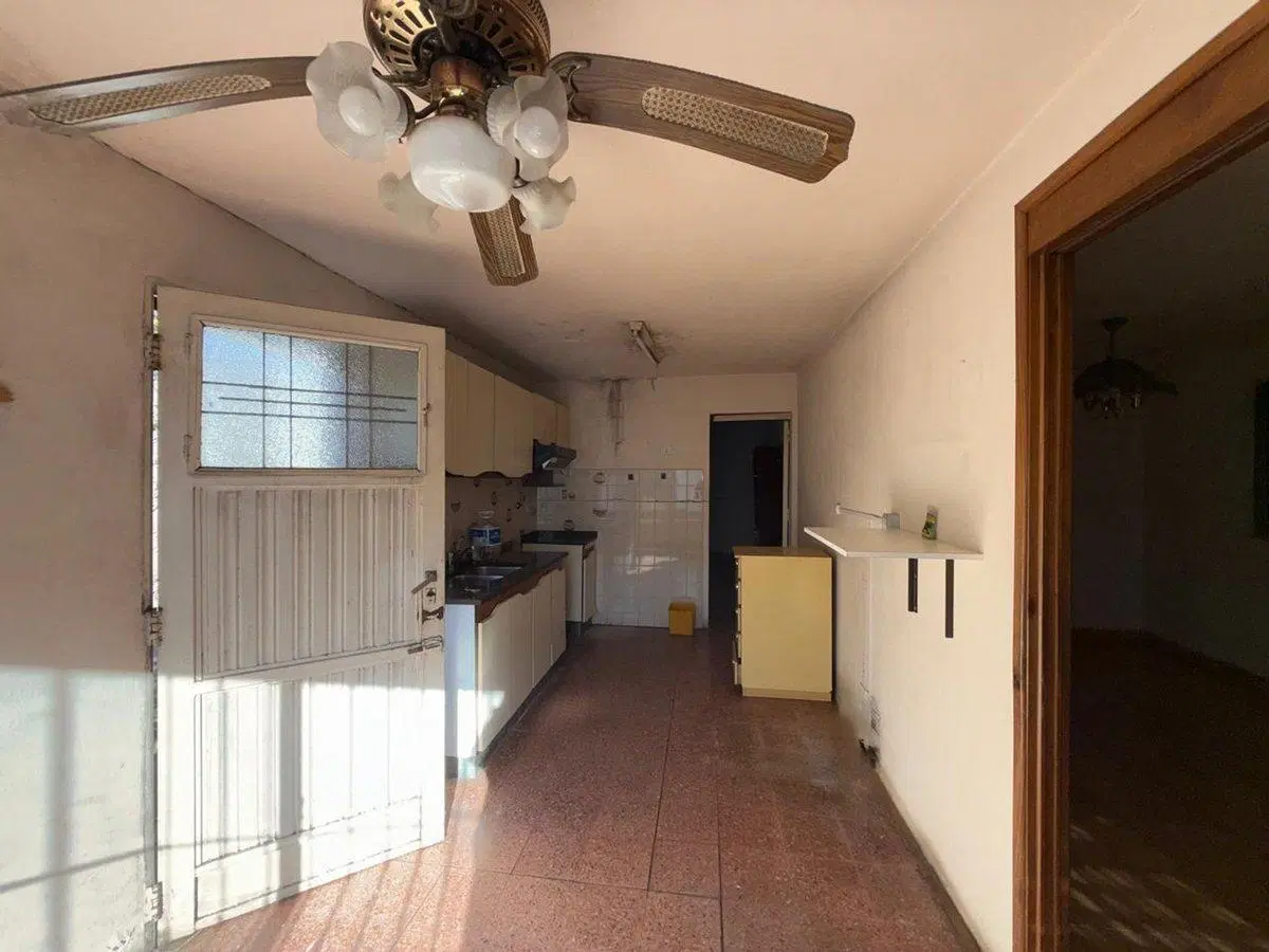 VENTA CASA 3 AMBIENTES EN BERNAL OESTE 4