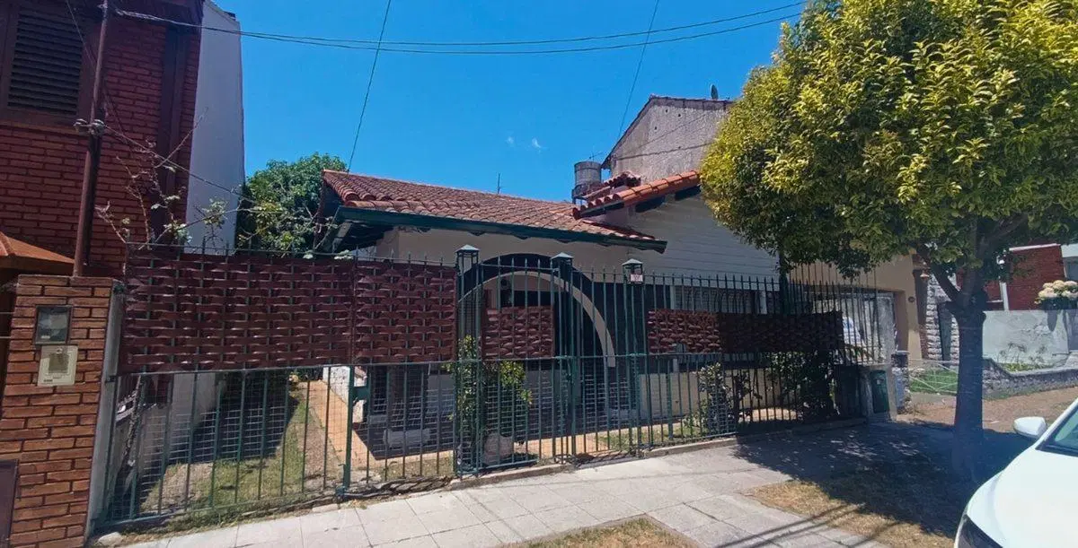 VENTA CASA 3 AMBIENTES QUILMES CENTRO APTO CREDITO 2