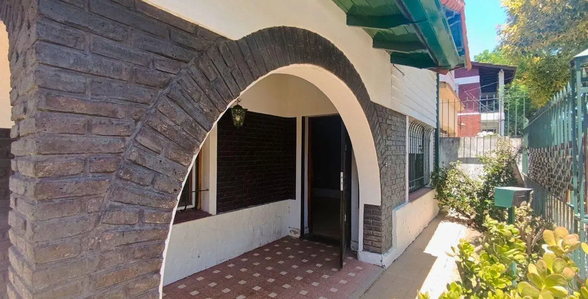 VENTA CASA 3 AMBIENTES QUILMES CENTRO APTO CREDITO 4