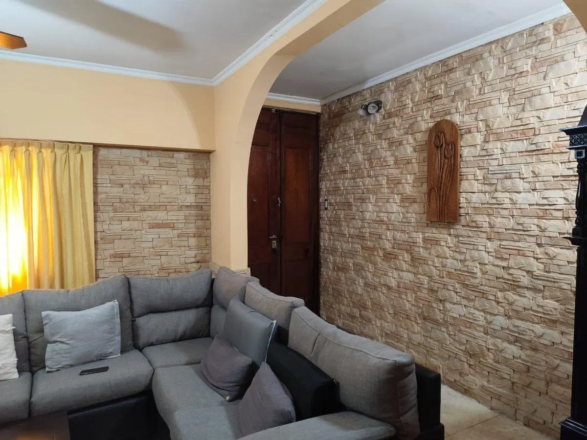 VENTA CASA 4 AMB CON PATIO COCHERA BERNAL 3