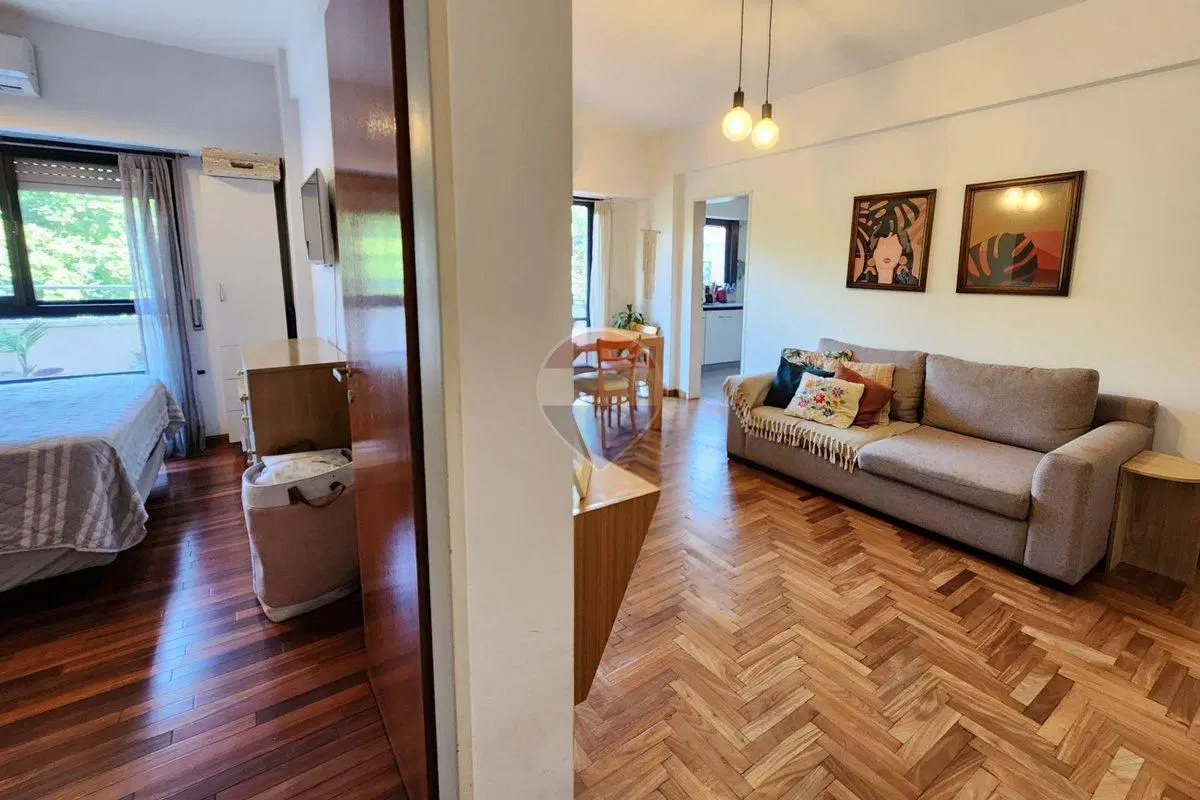 Venta Depto 2amb balcón terraza fte. Plaza Conesa 3