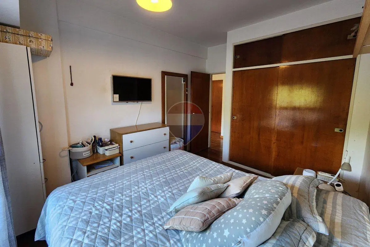 Venta Depto 2amb balcón terraza fte. Plaza Conesa 5