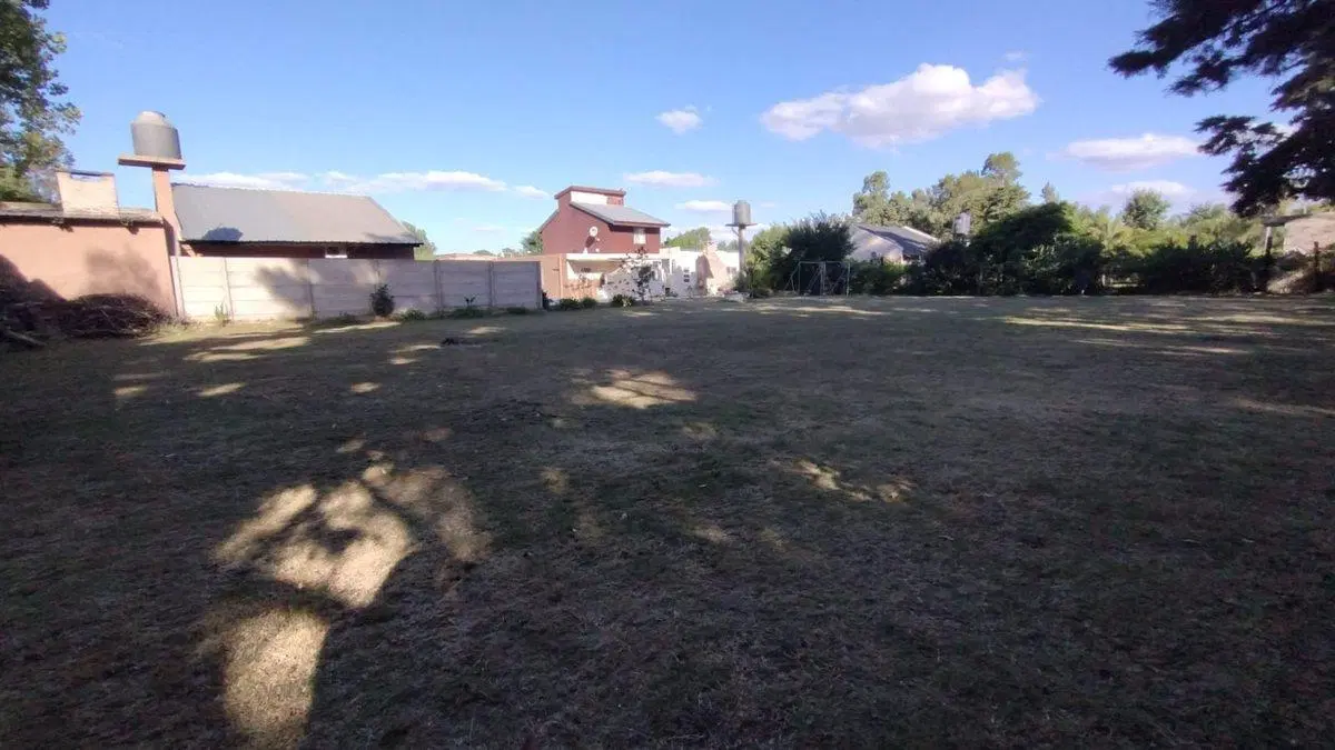 Venta Casa Quinta con Pileta en Florencio Varela 4