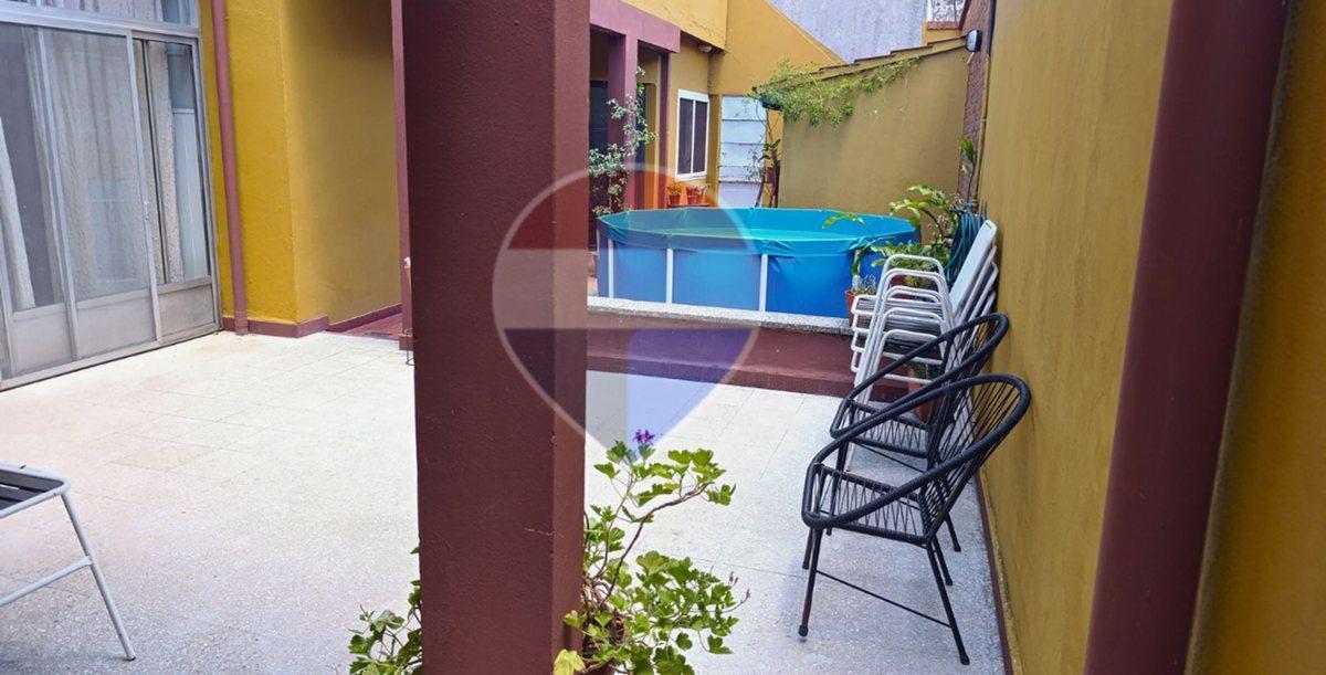 VENTA CASA 4 AMBIENTES PATIO COCHERA BERNAL OESTE