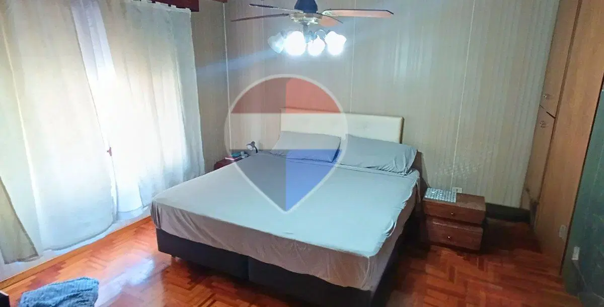 VENTA CASA 4 AMBIENTES PATIO COCHERA BERNAL OESTE 3