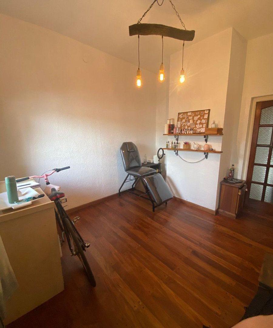 VENTA CASA 4 AMBIENTES, EZPELETA ESTE.