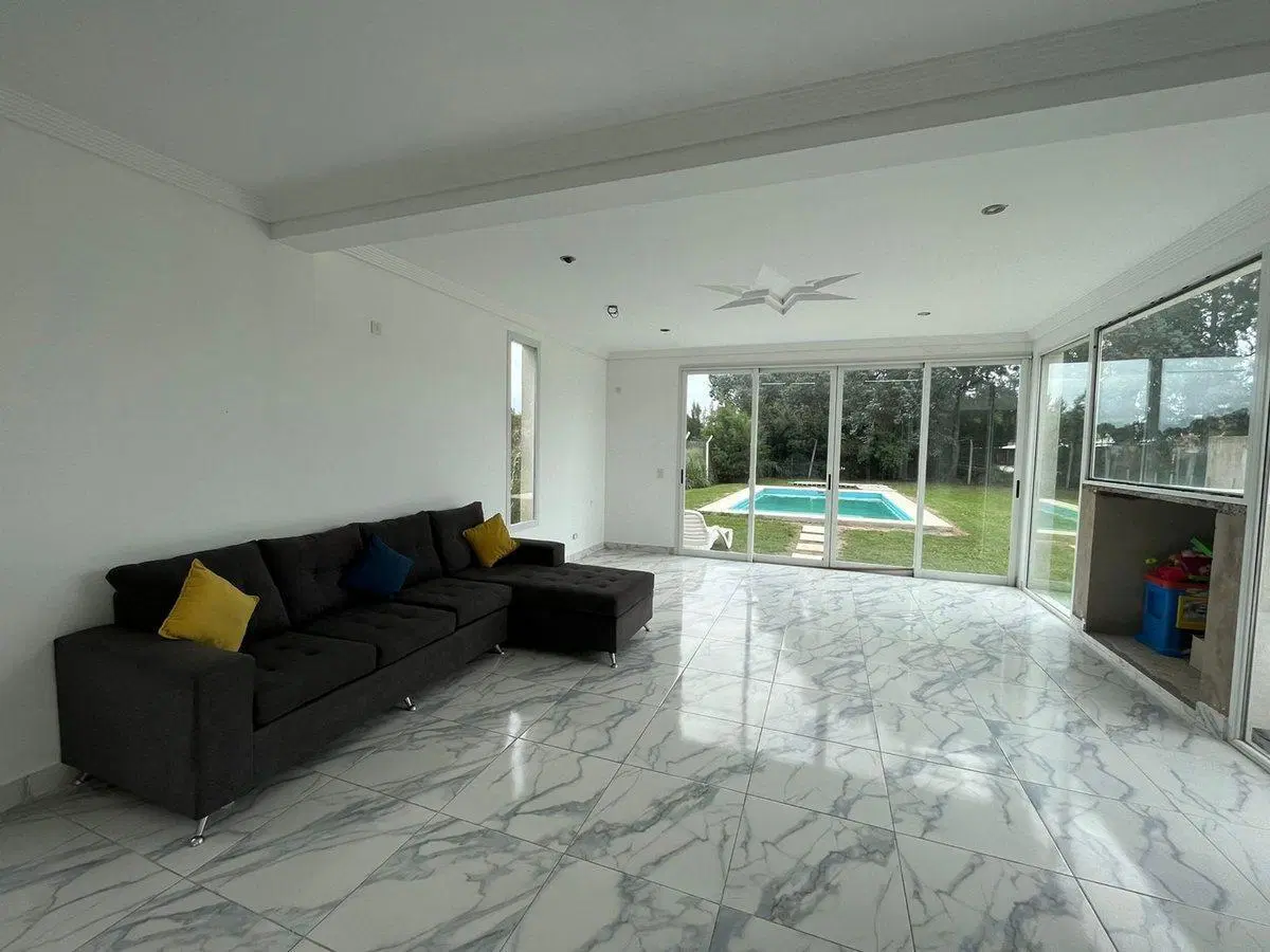 VENTA CASA QUINTA CHASCOMUS CON CABAÑAS Y PISCINA 3