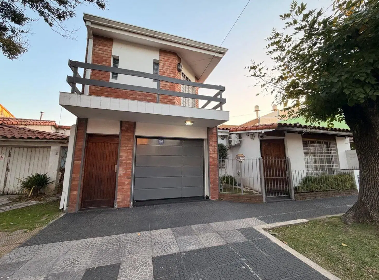 VENTA CASA 4 AMBIENTES QUILMES OESTE. 2
