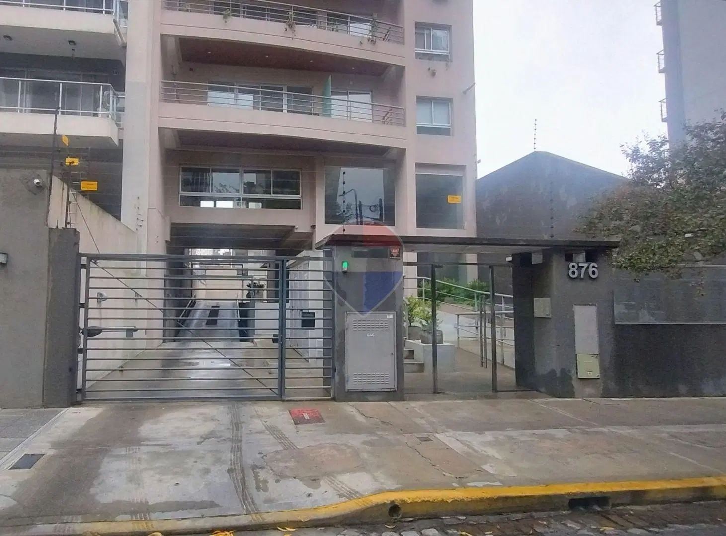 VENTA DEPTO 3 AMBIENTES CON COCHERA EN QUILMES 3