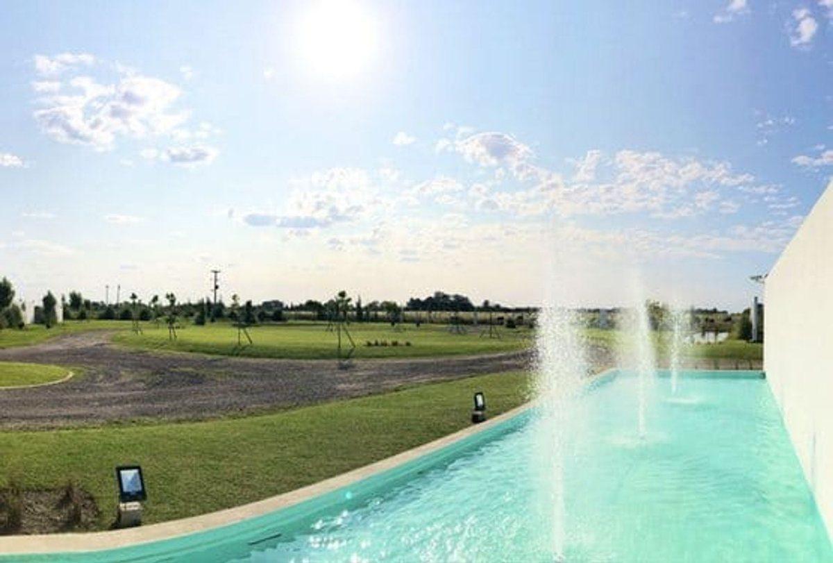 VENTA LOTE 700 MTS2 LA ENRIQUETA FONDO LAGUNA