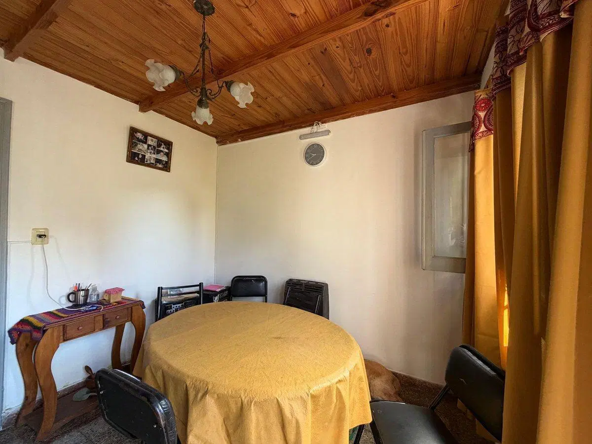 VENTA CASA Y LOTE EN SARANDI 4