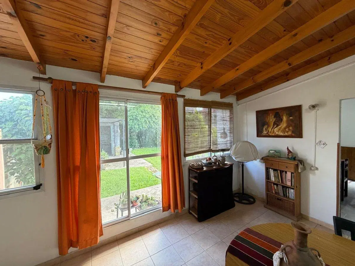 VENTA CASA 4 AMBIENTES EN BARRIO PARQUE CALCHAQUI 2