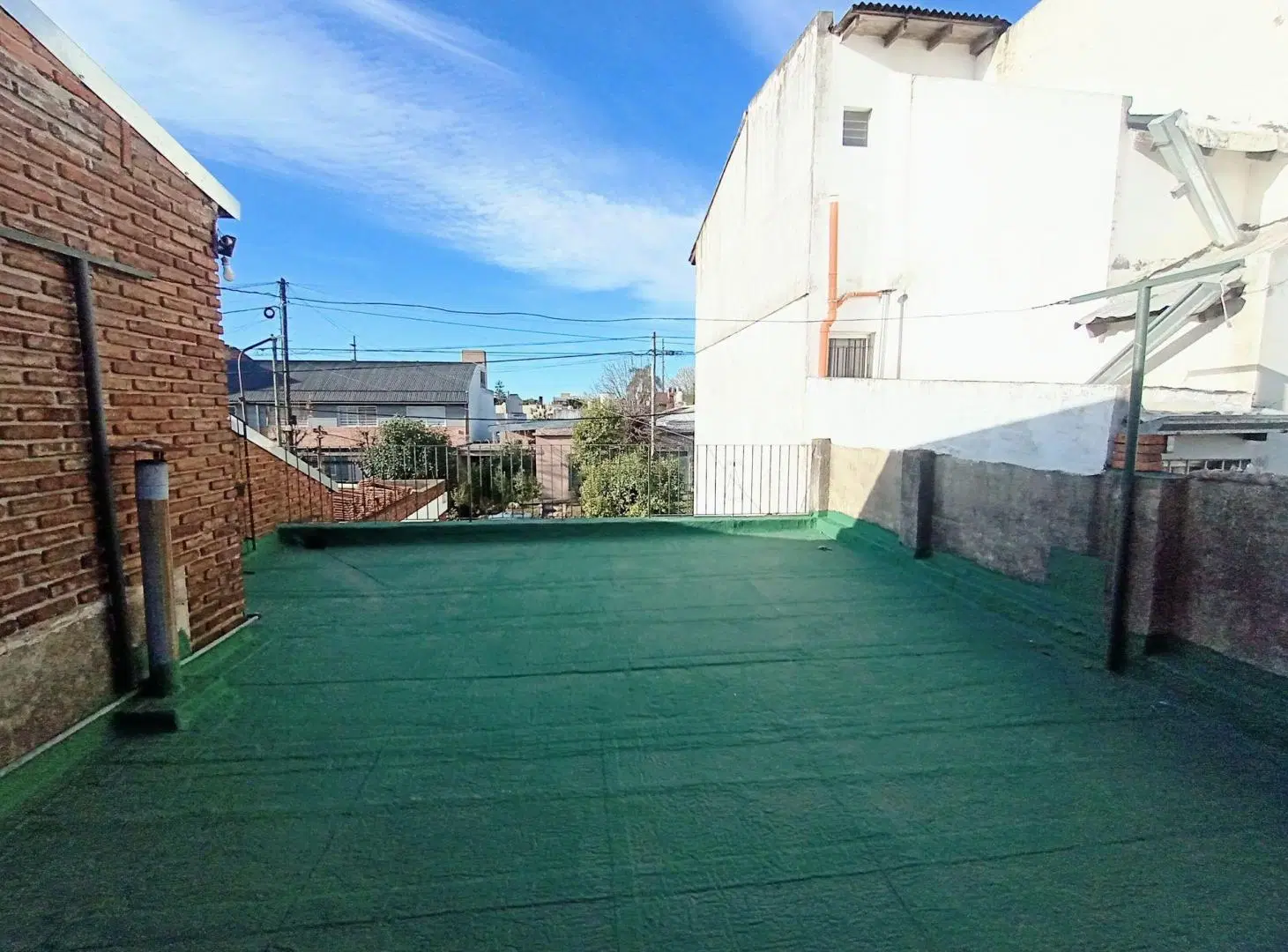 VENTA CASA 3 AMB CON PATIO BERNAL OESTE 8