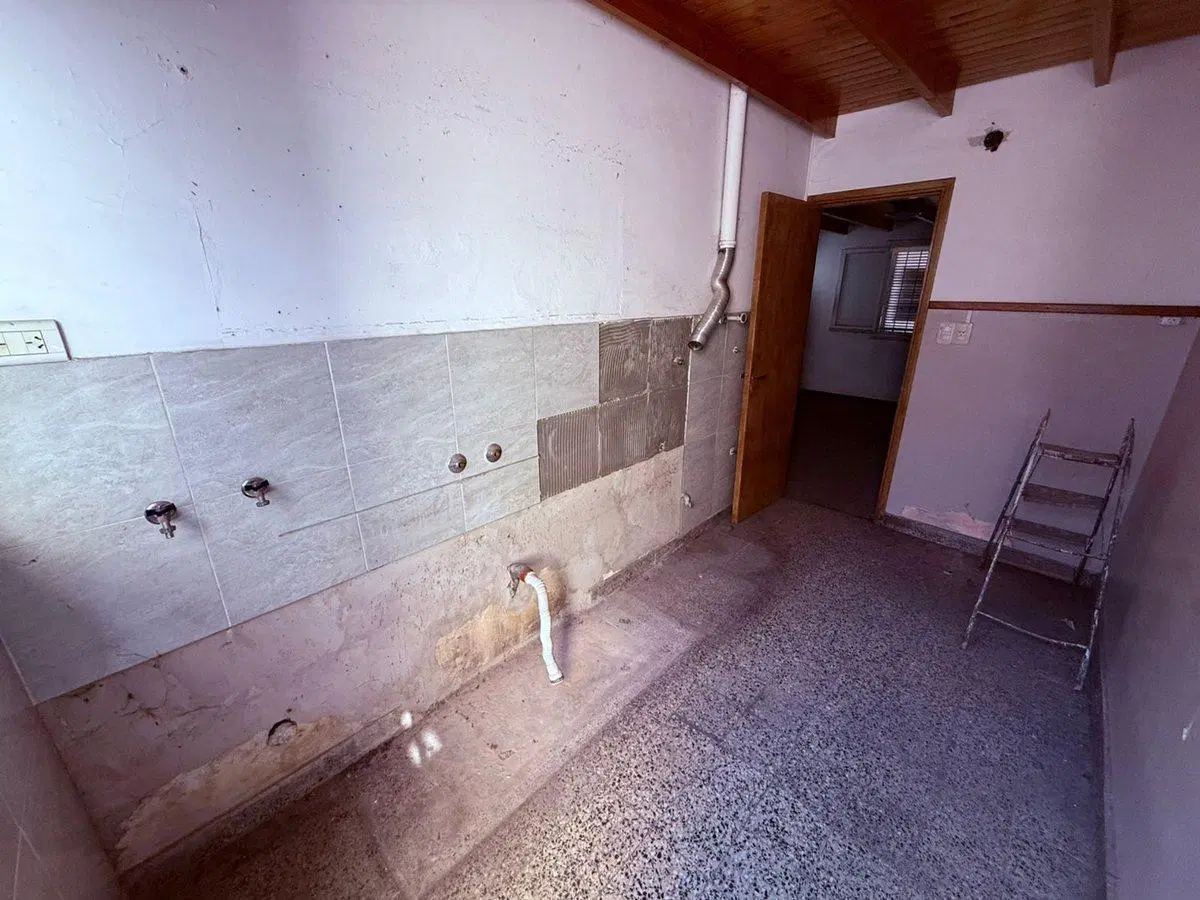 VENTA CASA 3 AMB. CON COCHERA EN QUILMES OESTE 8