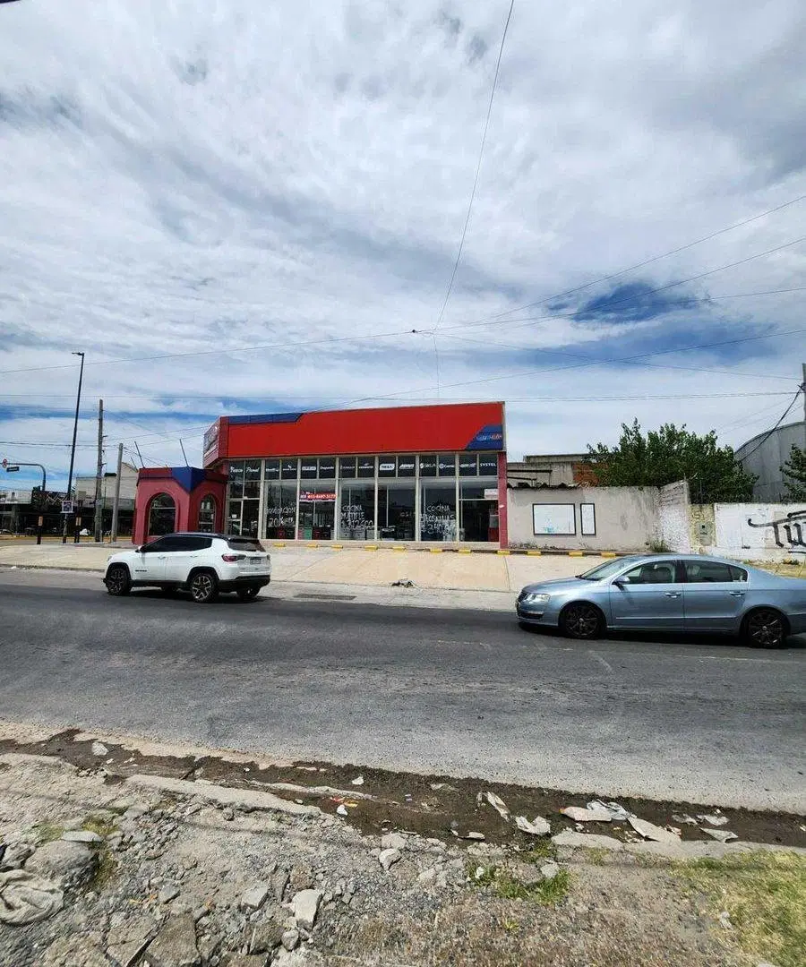 ALQUILER LOCAL DEPÓSITO TERRENO QUILMES 2390m2 3