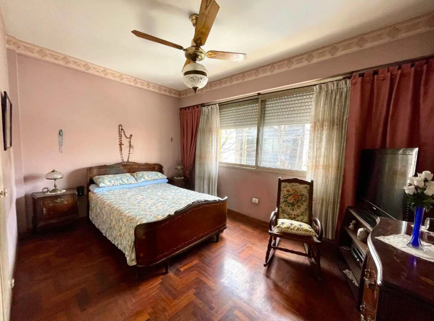 VENTA DEPARTAMENTO 3 AMB  BALCON AL FRENTE QUILMES 4