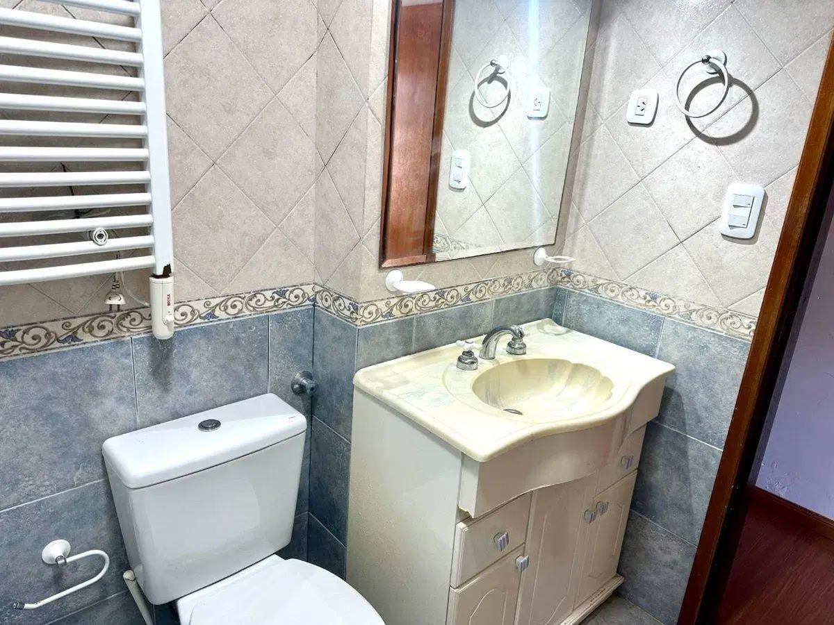 VENTA DUPLEX 3 AMBIENTES CON COCHERA EN  BERNAL 4