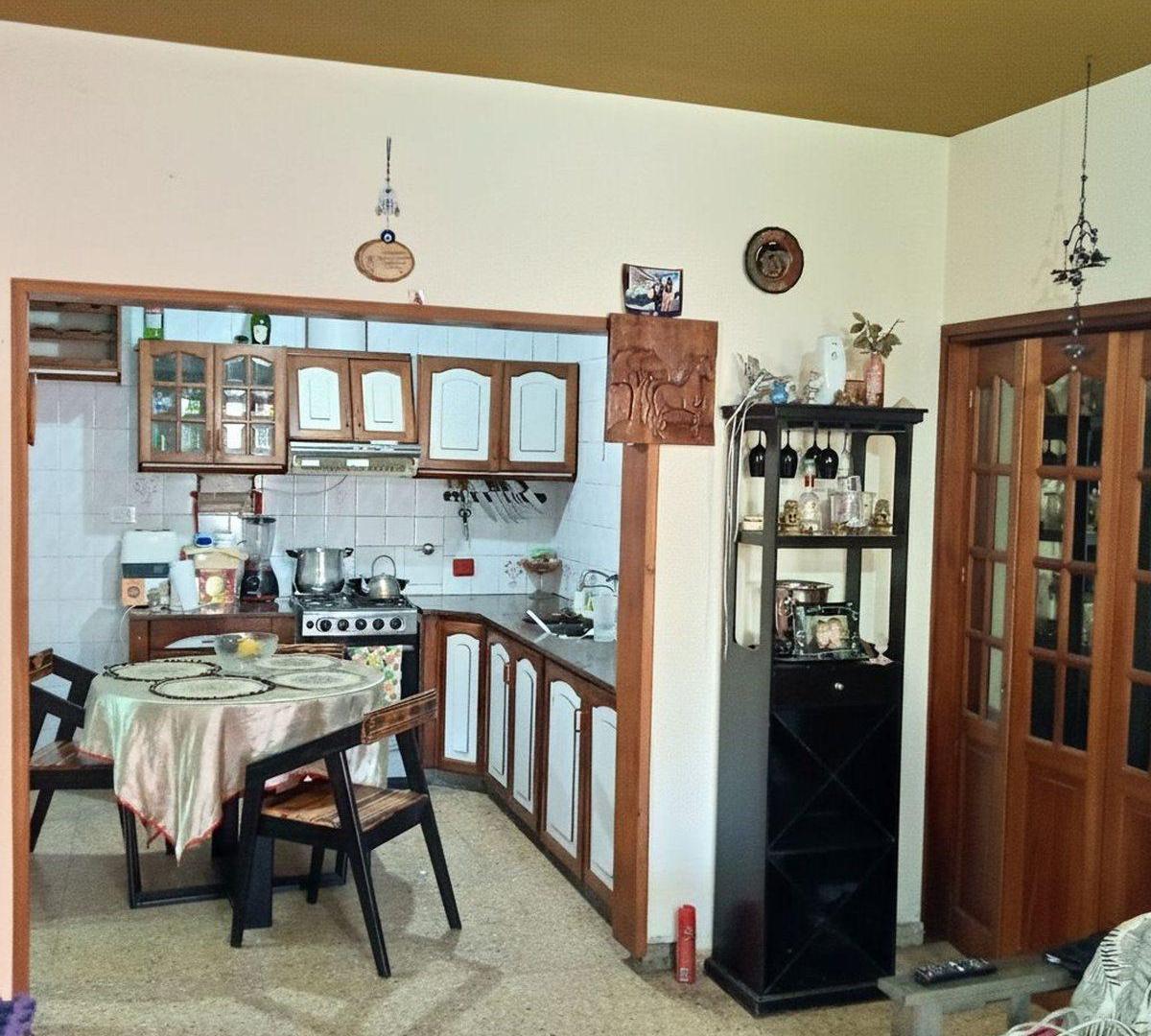 Foto de VENTA CASA 4 AMBIENTES + DEPTO EN BERAZATEGUI, imagen 4